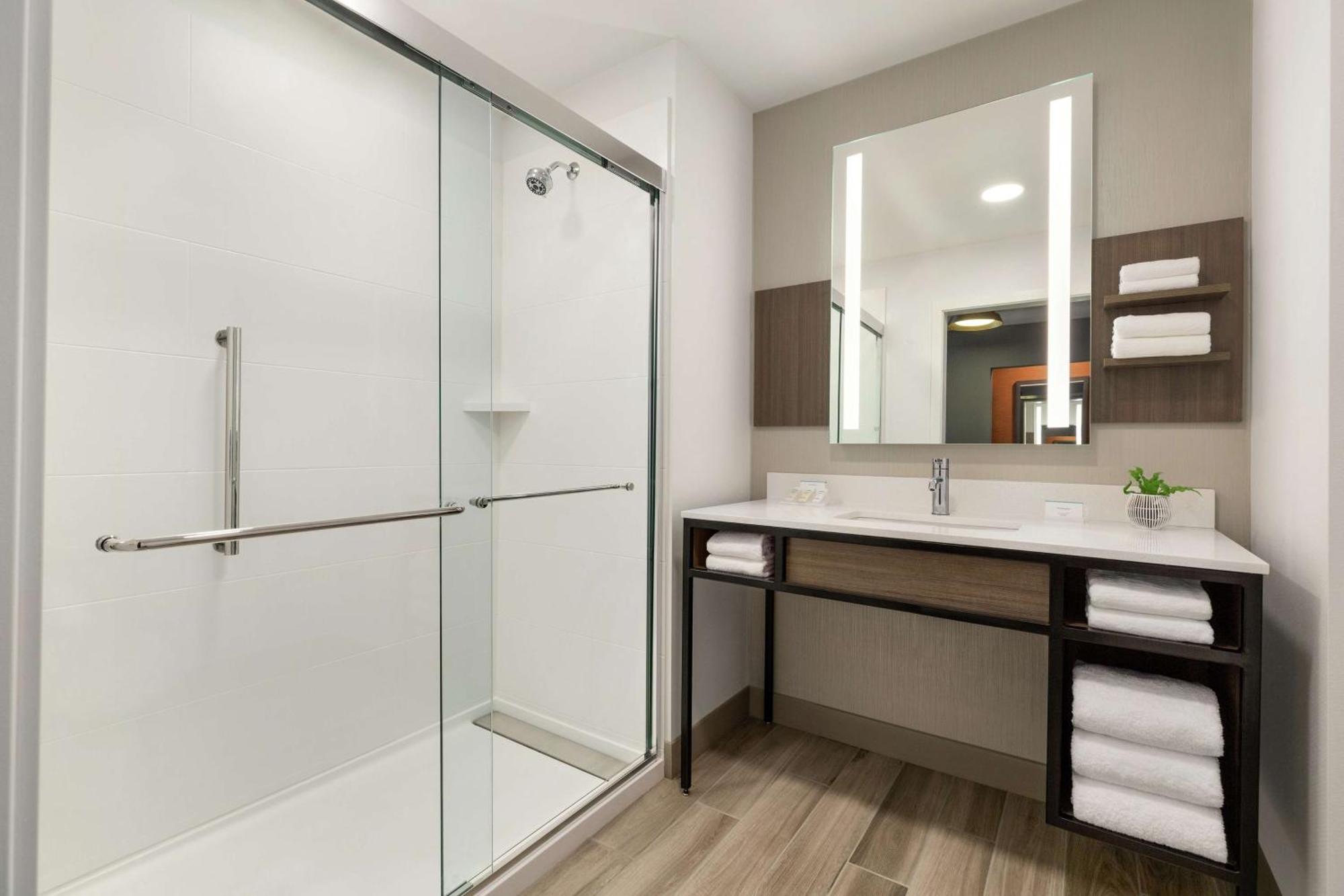 Hilton Garden Inn Seattle Airport SeaTac Ngoại thất bức ảnh